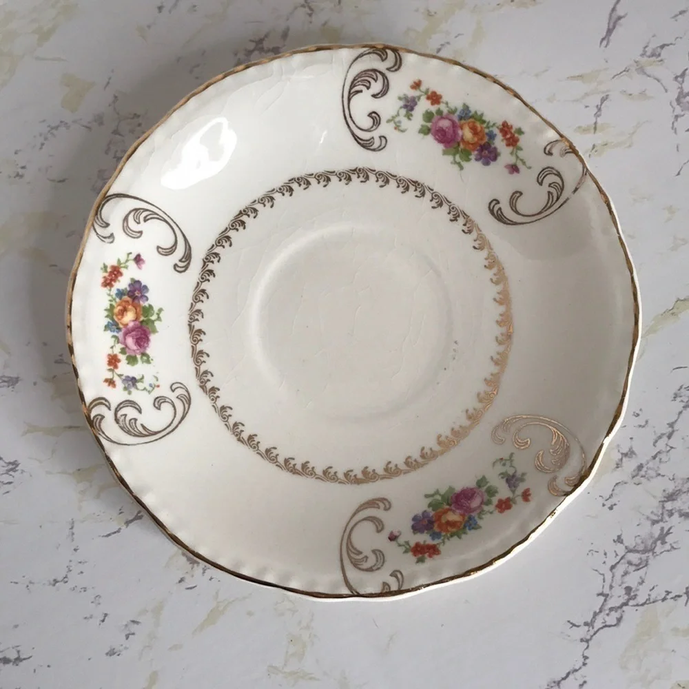 STEUBENVILLE IVORY VINTAGE SAUCER DESSERT SIZE